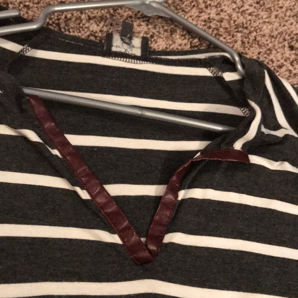 Striped top - Picture 4 of 4